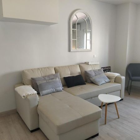 Acogedor Y Moderno Estudio En Capuchinos Malaga Luaran gambar