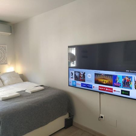 Acogedor Y Moderno Estudio En Capuchinos Malaga Luaran gambar