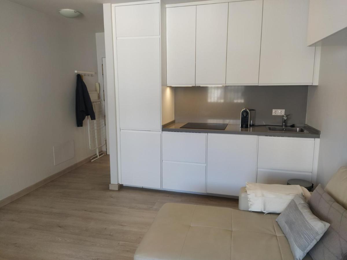 Acogedor Y Moderno Estudio En Capuchinos Malaga Luaran gambar
