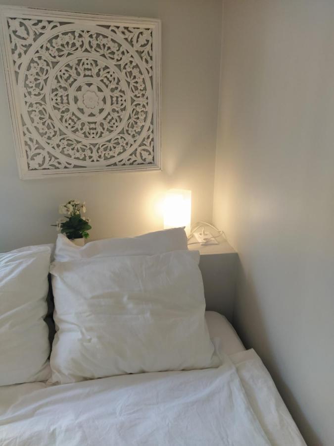 Acogedor Y Moderno Estudio En Capuchinos Malaga Luaran gambar